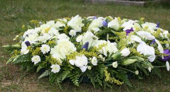 10 Funeral Etiquette Tips You Need to Know