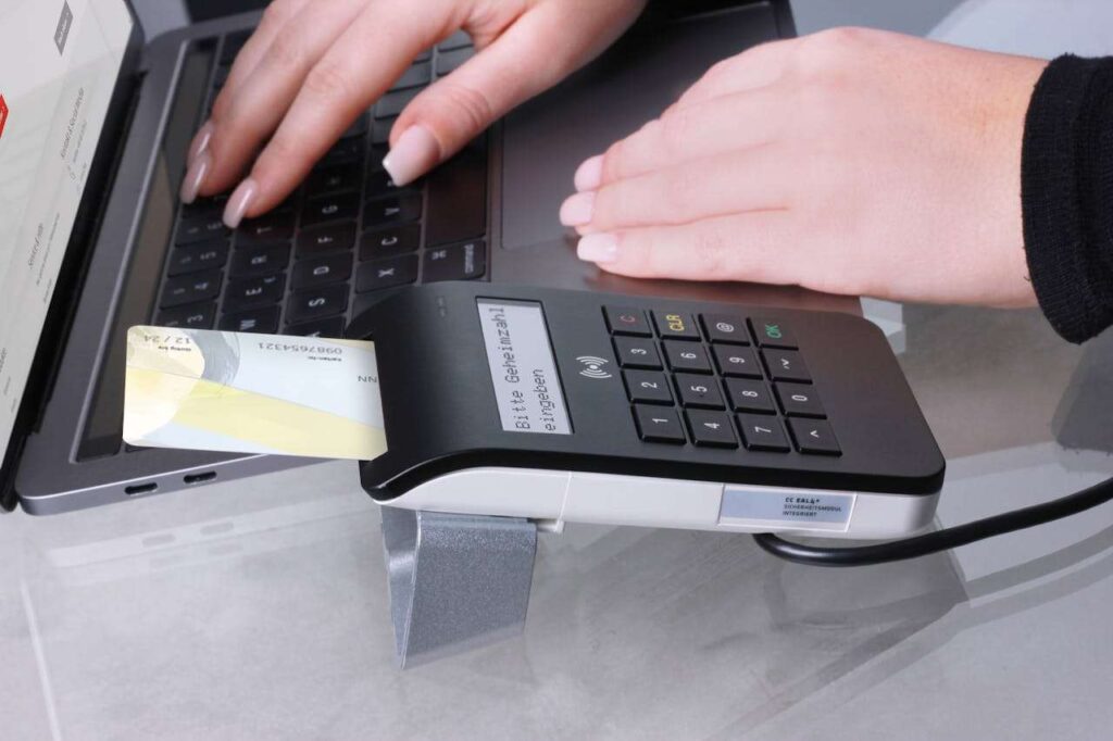 7 Best Card Readers for Small Business in the UK Best Card Readers